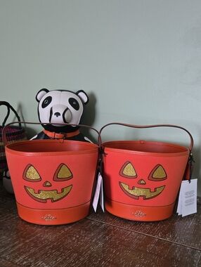 Coach Kids Orange Holloween Pumpkin Bucket Bag with Gold Glitter Face